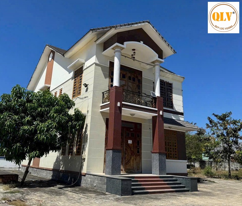 Factory for Rent in Binh Duong Vietnam with Existing Villa
